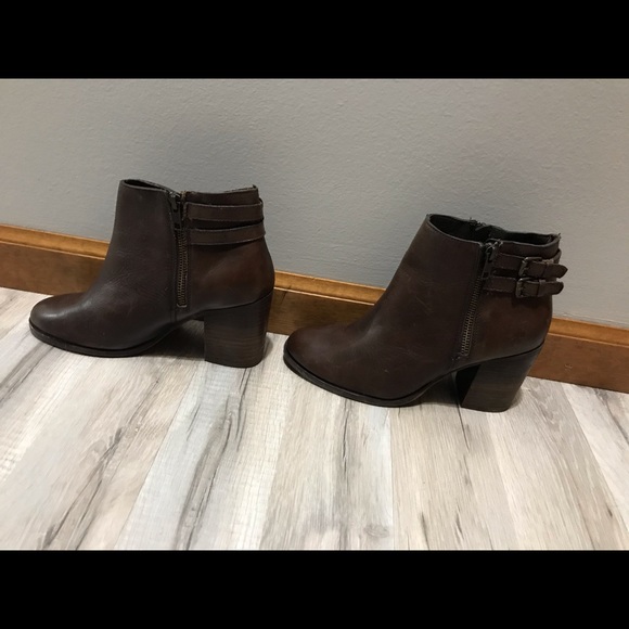 Melrose and Market Fallon Leather Bootie - Picture 4 of 16